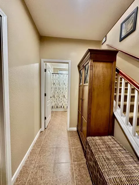 Entry Way - 1221 Modena St, Salinas, CA 93905 photo 5 of 16