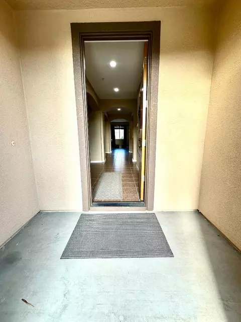 Entry Way - 1221 Modena St, Salinas, CA 93905 photo 1 of 16