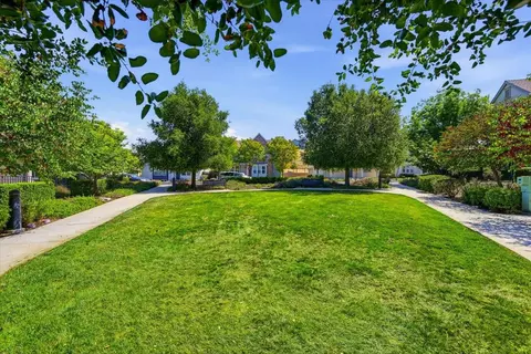 Exterior - 4437 Sunset View Dr, Dublin, CA 94568 photo 17 of 25