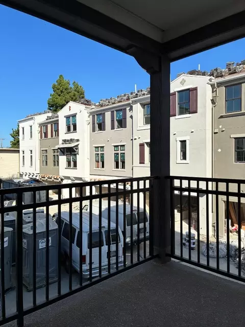 Exterior - 571 Ames Aly, Mountain View, CA 94040 photo 4 of 5