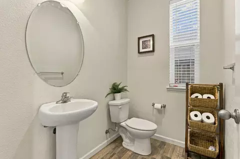Bath - 5357 Gramercy Cir, Fairfield, CA 94533 photo 1 of 5