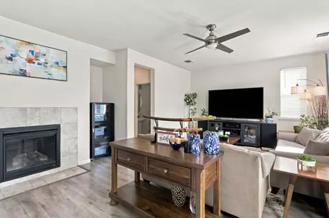 Living - 5357 Gramercy Cir, Fairfield, CA 94533 photo 1 of 3