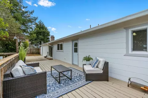 Exterior - 28 Vista Dr, Salinas, CA 93907 photo 7 of 12