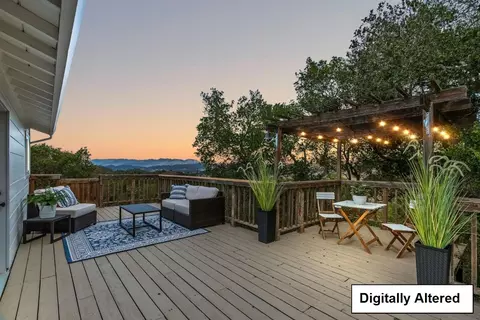 Exterior - 28 Vista Dr, Salinas, CA 93907 photo 2 of 12
