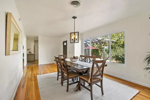 Dining - 28 Vista Dr, Salinas, CA 93907 photo 2 of 2