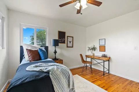 Bedroom - 28 Vista Dr, Salinas, CA 93907 photo 5 of 5
