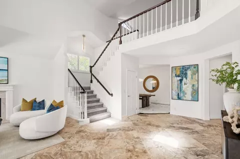 Entry Way - 693 Waltham St, Mountain View, CA 94040 photo 2 of 3