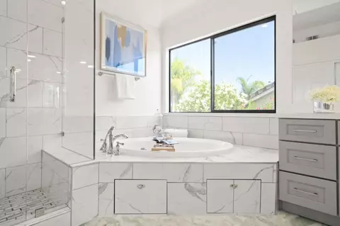 Bath - 693 Waltham St, Mountain View, CA 94040 photo 5 of 5