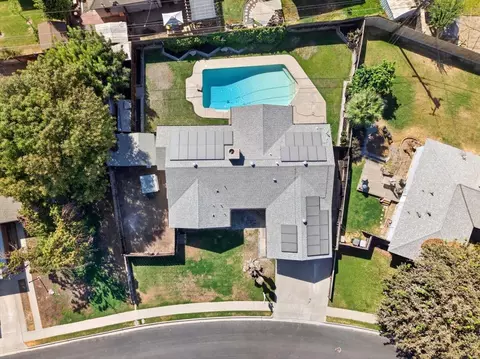 View/Area - 407 E Richardson Way, Hanford, CA 93230 photo 2 of 2