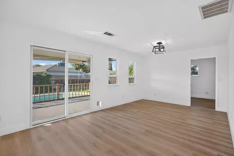 Living - 407 E Richardson Way, Hanford, CA 93230 photo 4 of 5