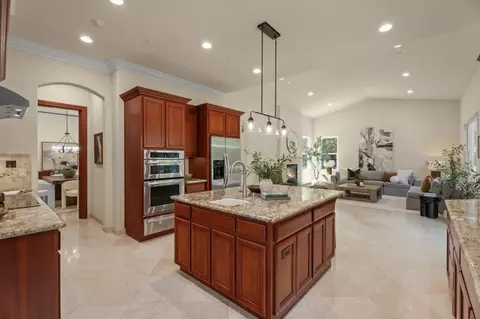 Kitchen - 1991 Lavender Way, Gilroy, CA 95020 photo 5 of 6