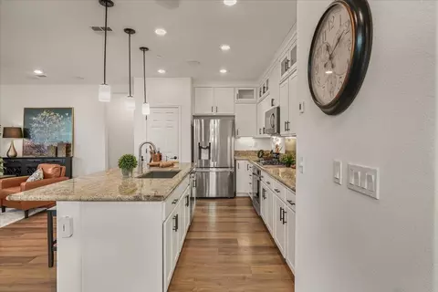 Kitchen - 7050 Vintner Ct, Gilroy, CA 95020 photo 2 of 3