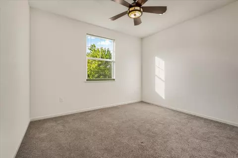 Bedroom - 7050 Vintner Ct, Gilroy, CA 95020 photo 7 of 9