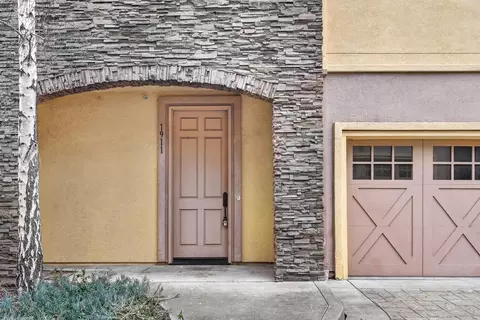 Exterior - 1911 Vida Ct, Mountain View, CA 94043 photo 6 of 9
