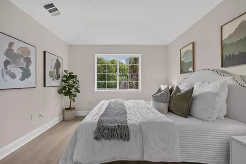 Bedroom - 1911 Vida Ct, Mountain View, CA 94043 photo 7 of 7