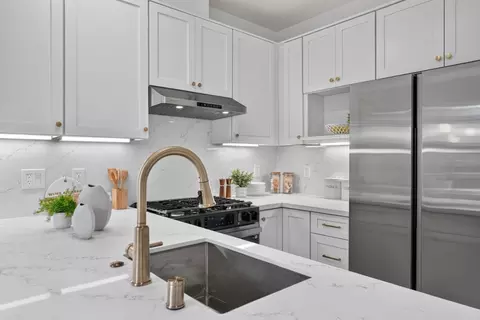 Kitchen - 1911 Vida Ct, Mountain View, CA 94043 photo 4 of 4