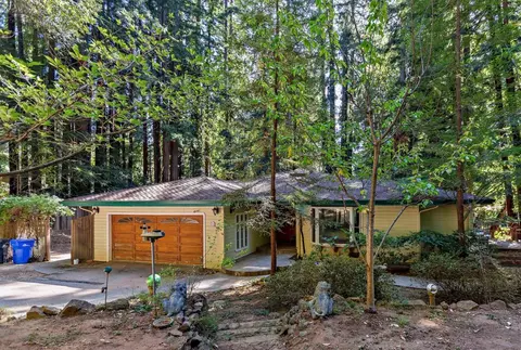 10 Atherly Ln, Santa Cruz, CA 95060