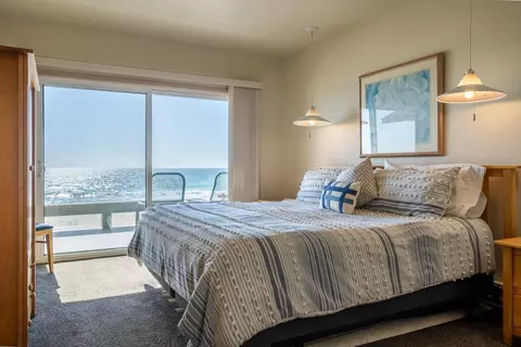 Bedroom - 98 Cormorant Way, Watsonville, CA 95076 photo 3 of 5