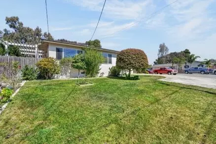 Exterior - 2 Perez Cir, Salinas, CA 93906 photo 4 of 10