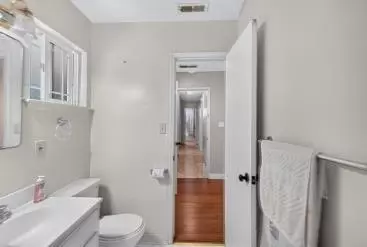 Entry Way - 2 Perez Cir, Salinas, CA 93906 photo 2 of 2