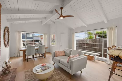 Living - 415 37th Ave, Santa Cruz, CA 95062 photo 2 of 2