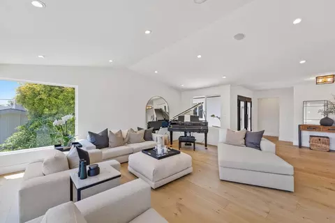 Living - 25865 N Mesa Dr, Carmel, CA 93923 photo 4 of 7