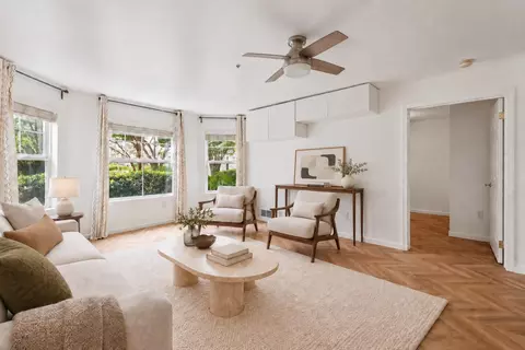 Living - 555 10th St 102, Oakland, CA 94607 photo 3 of 6