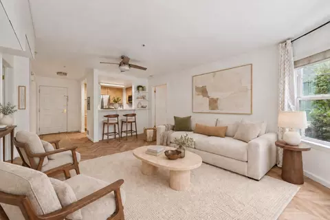 Living - 555 10th St 102, Oakland, CA 94607 photo 5 of 6