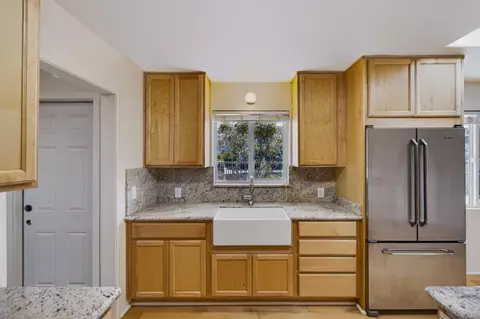 Kitchen - 1273 Darwin St, Seaside, CA 93955 photo 8 of 11