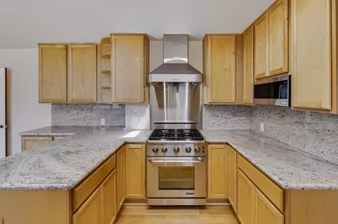 Kitchen - 1273 Darwin St, Seaside, CA 93955 photo 7 of 11