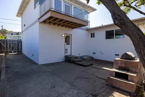 Exterior - 1273 Darwin St, Seaside, CA 93955 photo 7 of 11