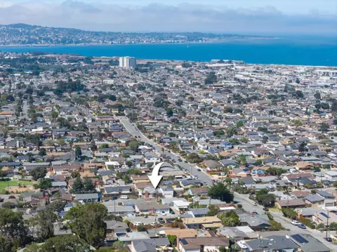 View/Area - 1273 Darwin St, Seaside, CA 93955 photo 5 of 6