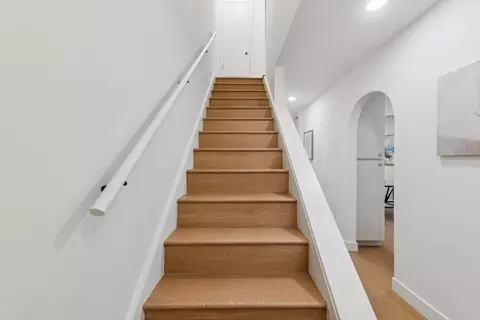 Entry Way - 1089 Oddstad Blvd, Pacifica, CA 94044 photo 2 of 2