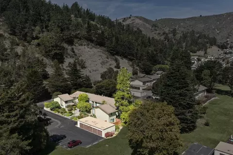 View/Area - 1089 Oddstad Blvd, Pacifica, CA 94044 photo 3 of 6