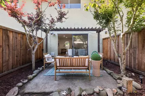 Exterior - 1089 Oddstad Blvd, Pacifica, CA 94044 photo 3 of 7