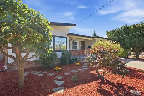 Exterior - 382 E Duane Ave, Sunnyvale, CA 94085 photo 2 of 9