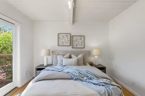 Bedroom - 382 E Duane Ave, Sunnyvale, CA 94085 photo 6 of 7
