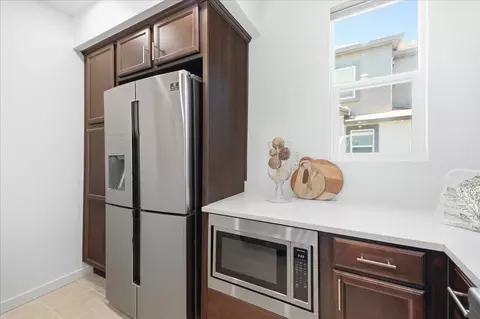 Kitchen - 1463 Lavender Loop, Milpitas, CA 95035 photo 5 of 8