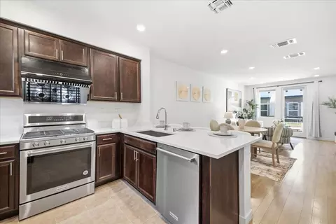Kitchen - 1463 Lavender Loop, Milpitas, CA 95035 photo 4 of 8