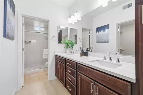 Bath - 1463 Lavender Loop, Milpitas, CA 95035 photo 2 of 7