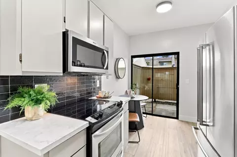 Kitchen - 170 Marylinn Dr, Milpitas, CA 95035 photo 4 of 6