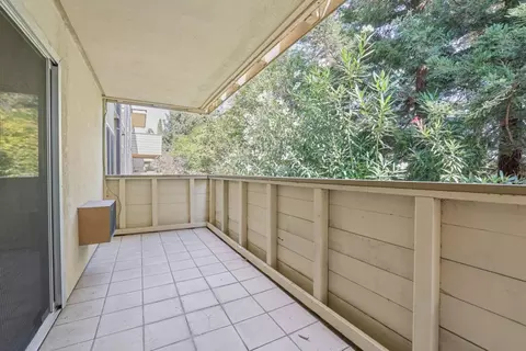 Exterior - 1031 Crestview Dr 216, Mountain View, CA 94040 photo 6 of 14