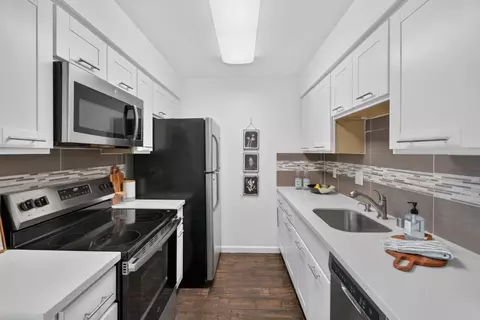 Kitchen - 38623 Cherry Ln 193, Fremont, CA 94536 photo 3 of 3