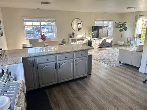 Kitchen - 507 E Lake Ave, Watsonville, CA 95076 photo 3 of 3
