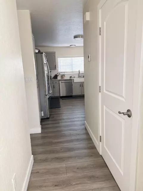 Entry Way - 507 E Lake Ave, Watsonville, CA 95076 photo 1 of 1