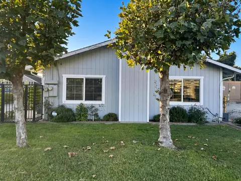 Exterior - 507 E Lake Ave, Watsonville, CA 95076 photo 3 of 6