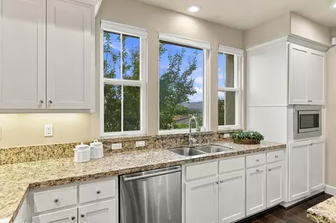 Kitchen - 2893 Predio Ter, Fremont, CA 94539 photo 3 of 4