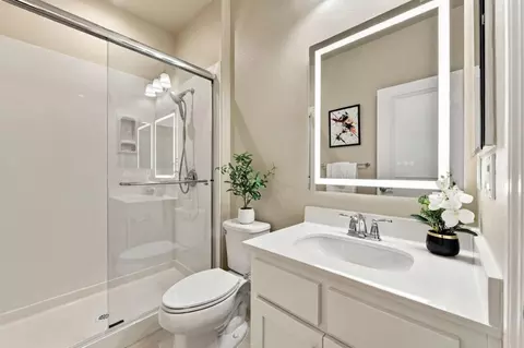 Bath - 2893 Predio Ter, Fremont, CA 94539 photo 2 of 5