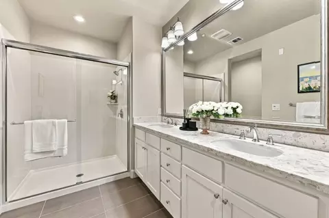 Bath - 2893 Predio Ter, Fremont, CA 94539 photo 4 of 5