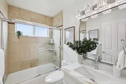 Bath - 146 Montecito Ave, Pacifica, CA 94044 photo 4 of 4